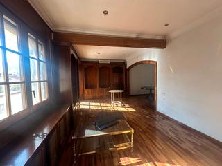Appartement  Carrer de roca i batlle. Amplio piso en venta en vallcarca-penitents, barcelona