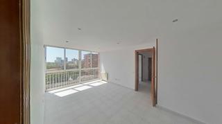 Pis  Plaça de manuel ainaud. Luminoso piso en venta en plaça manuel ainaud