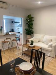 Miete Etagenwohnung  Carrer del perill. Alquiler de temporada en el barrio de gràcia – barcelona