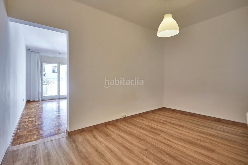 Foto 87b3a7c3-1dde-4526-acbc-34e4b8e1ef37. Pis a Dreta de l´Eixample Barcelona