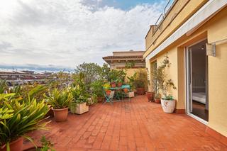 Ático  Avinguda de josep tarradellas. Exclusivo ático con terraza privada y garaje en les corts