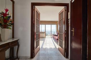 Pis  Avinguda de catalunya. Piso todo exterior y soleado en parets del vallès