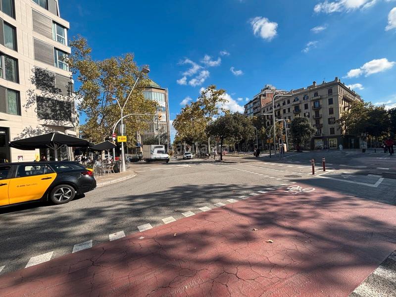 Foto 908900db-debd-41d9-96a1-23c0d3f52626. Appartement dans Dreta de l´Eixample Barcelona