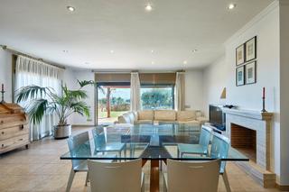 Casa aparellada  Carrer sant sebastià. Casa adosada exclusiva en el centro de l’ametlla del vallès