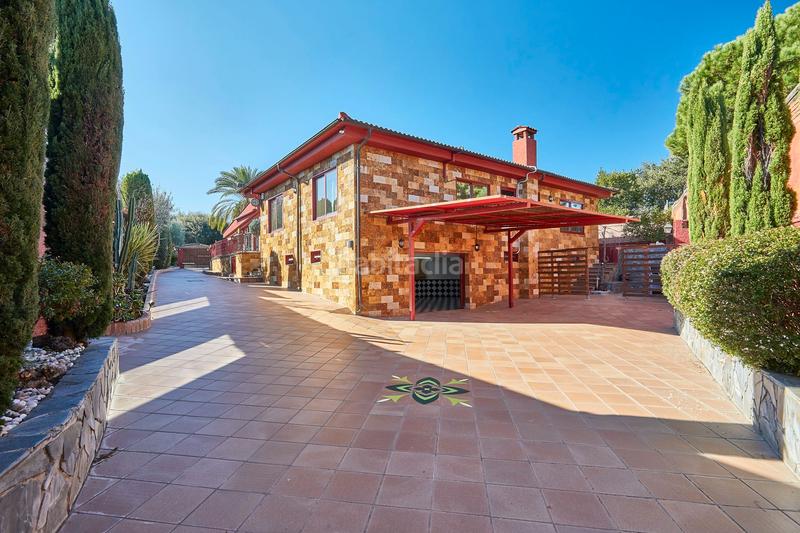 Foto 9c7c77a3-b1c1-4873-81b0-040c1f187b67. Haus mit kamin heizung parking pool in Canovelles