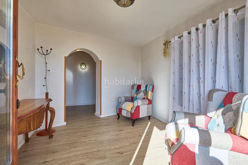 Foto afe58ed9-96c9-4e04-90d5-e99894051397. Haus mit kamin heizung parking pool in Canovelles