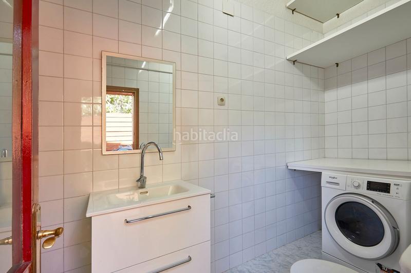 Foto bb5bba5e-431e-4367-9d95-7f9f4bc99043. Haus mit kamin heizung parking pool in Canovelles