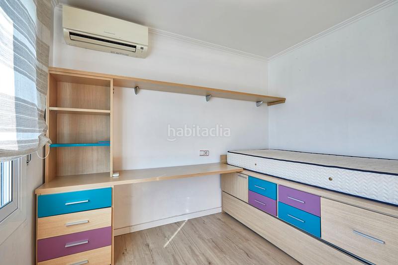 Foto cfd1777e-dd9d-4451-952d-c0b9e5b241b3. Haus mit kamin heizung parking pool in Canovelles