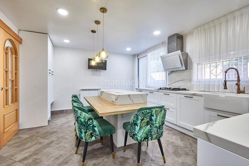 Foto ff3594e7-0c63-4331-9836-c9ac93440cd5. Haus mit kamin heizung parking pool in Canovelles