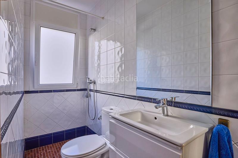 Foto 293ec437-c49d-40dd-bc38-15c6897509fa. Maison avec chauffage parking piscine dans Santa Maria-Terra Nostra Montcada i Reixac