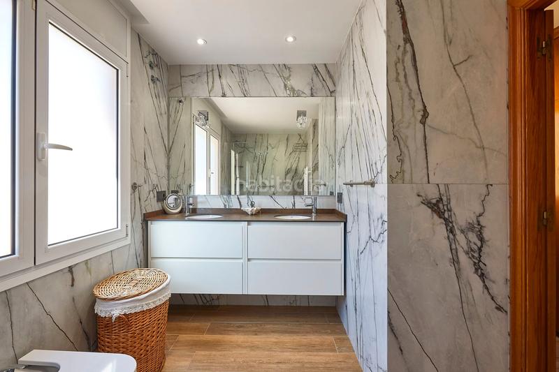 Foto 296da2bb-2037-440b-8660-356ea9028e03. Maison avec chauffage parking piscine dans Santa Maria-Terra Nostra Montcada i Reixac