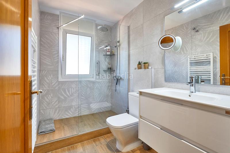 Foto ae100d7d-8c8b-4298-88e1-903fac6cd75d. Maison avec chauffage parking piscine dans Santa Maria-Terra Nostra Montcada i Reixac