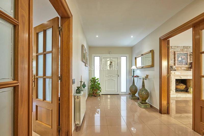 Foto c88ad776-f276-4857-a20f-0e14a3d433b1. Maison avec chauffage parking piscine dans Santa Maria-Terra Nostra Montcada i Reixac