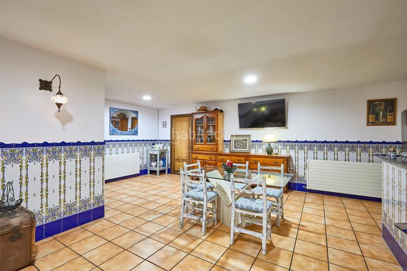 Foto d0f16f17-1a28-401a-bf1a-389695c9b8f0. Maison avec chauffage parking piscine dans Santa Maria-Terra Nostra Montcada i Reixac