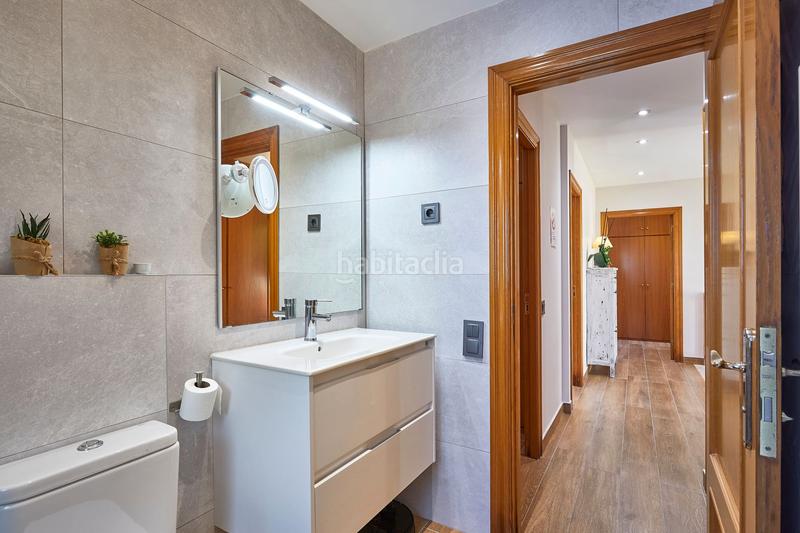 Foto e5f01e34-15b4-4bf0-9955-2d9ac9f51bec. Maison avec chauffage parking piscine dans Santa Maria-Terra Nostra Montcada i Reixac