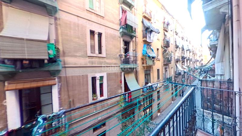 Foto 4654990c-5c53-4c99-9c5c-68746cd44c23. Piso  a reformar en ciutat vella en Raval Barcelona