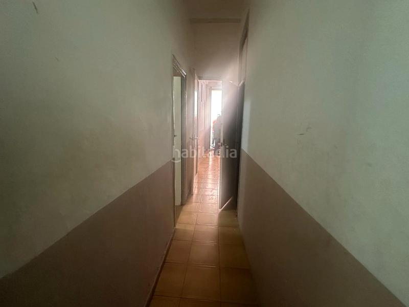 Foto c3257fc6-6062-4812-9d50-012963cb68b5. Piso  a reformar en ciutat vella en Raval Barcelona