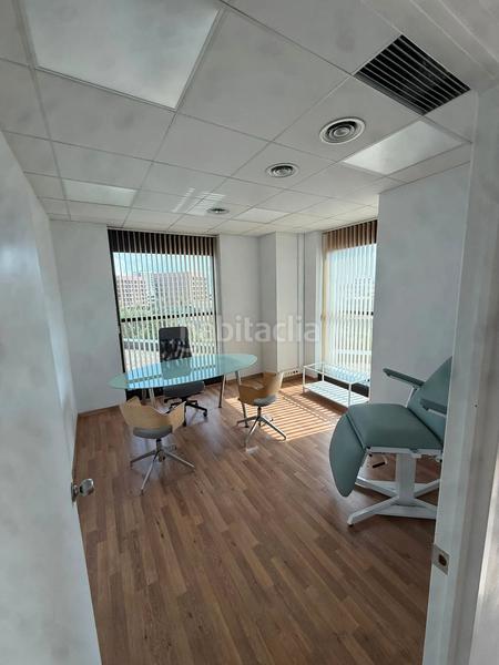 Foto 0b0a9453-dfa3-4571-bb1a-81a73e3dfa11. Rent office space in Pla d'en Boet Mataró