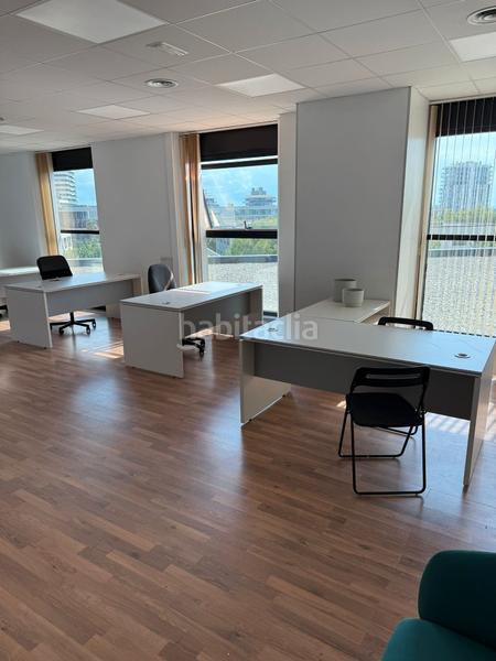 Foto 4121c9b1-8fc4-46a3-879f-9e7c22a21f40. Rent office space in Pla d'en Boet Mataró