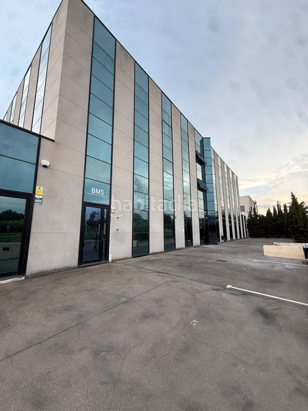 Foto 671f7040-292c-4a7f-9b12-480a006cd15e. Rent office space in Pla d'en Boet Mataró