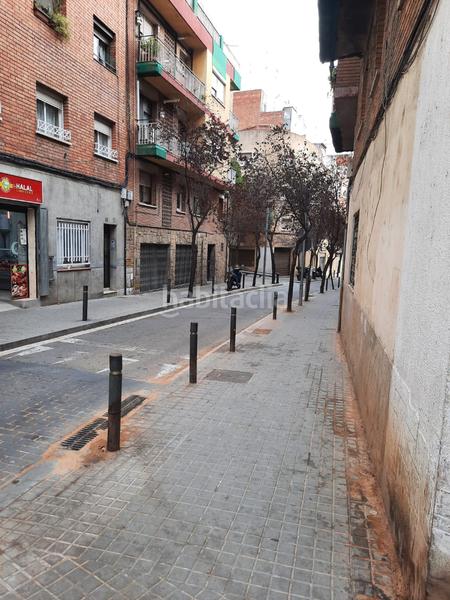 Foto 5d94a9c3-262b-48cf-83cd-0d7383a91793. Planta baixa a Trinitat Vella Barcelona