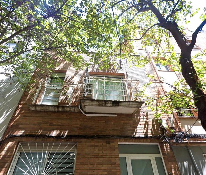 Foto 79904bd4-d8da-4091-8c65-2ea14423112c. Planta baixa a Trinitat Vella Barcelona