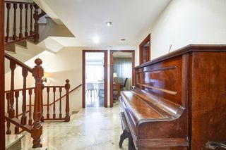 Casa adosada en Centre. ¿quieres vivir a pocos metros del mar? tenemos la casa que estás