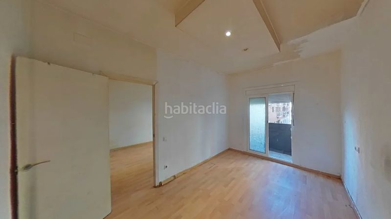 Foto 97225882-4a8f-464e-9306-7c9d02066642. Pis a Sants-Badal Barcelona
