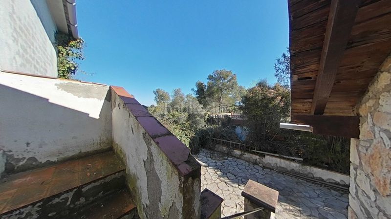 Foto a780b7d5-13a3-491e-8f1a-8eabf425164a. Casa amb aparcament a Mediona