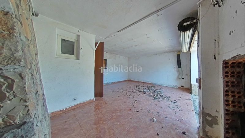Foto e2836533-67e4-40e2-81e4-c5efd466e47a. Casa amb aparcament a Mediona