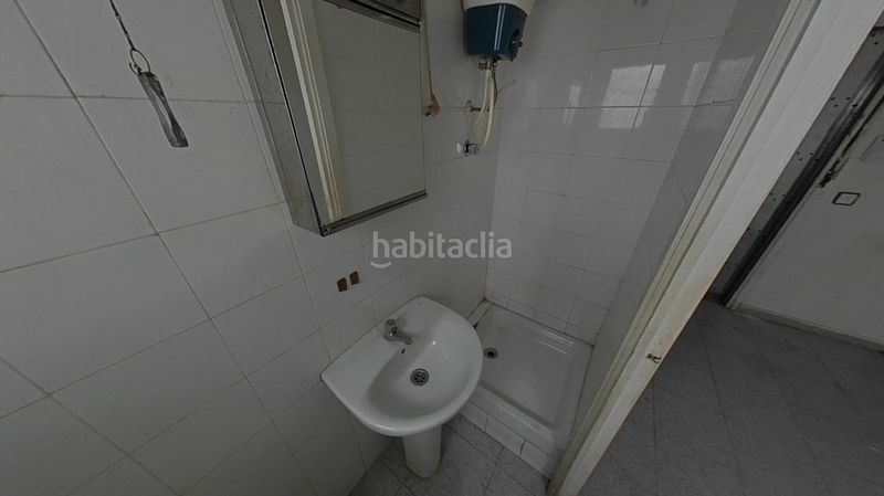 Foto 62adddcd-0086-409a-8f26-2c2955018ea7. Estudi a El Clot Barcelona