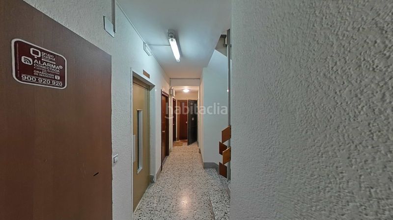 Foto 69836295-3bec-48a4-a0f1-d2a6c5fd5e03. Estudi a El Clot Barcelona