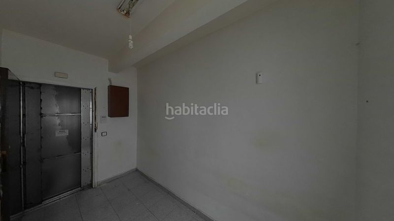 Foto 7278ef98-4fce-441c-945e-630e3db3832c. Estudi a El Clot Barcelona