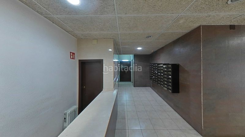 Foto 87c0515b-7306-4eb9-9b61-dfb72c492359. Estudi a El Clot Barcelona
