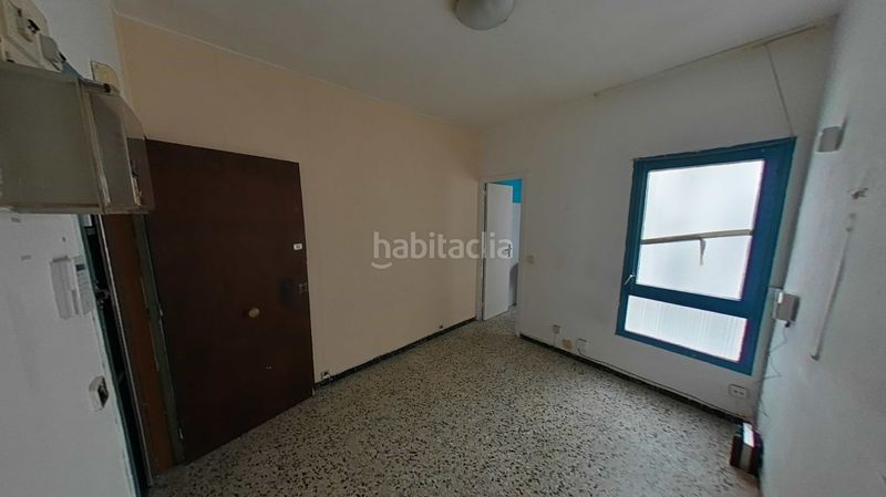 Foto 74764763-abbc-4acd-8b37-a6ef29d404e2. Estudi a El Clot Barcelona