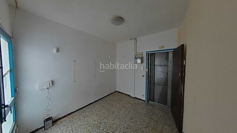 Foto b4f69d8d-3f6d-4b47-8613-7777d87416da. Estudi a El Clot Barcelona
