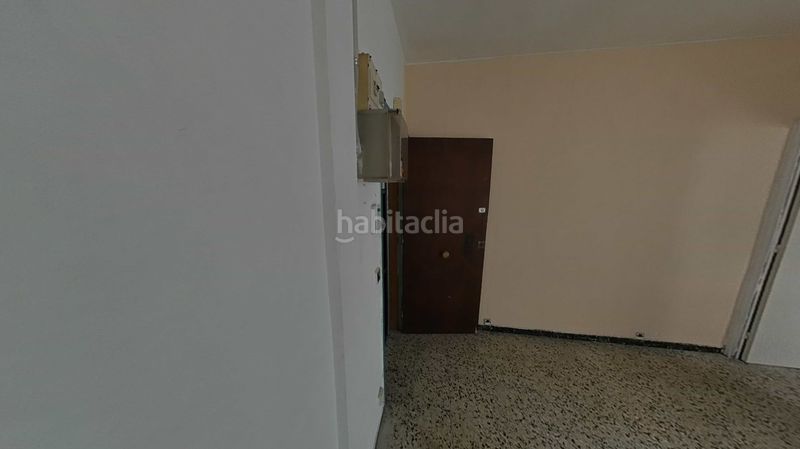 Foto fa79b136-38e5-4eb3-a622-79b7361be0a4. Estudi a El Clot Barcelona