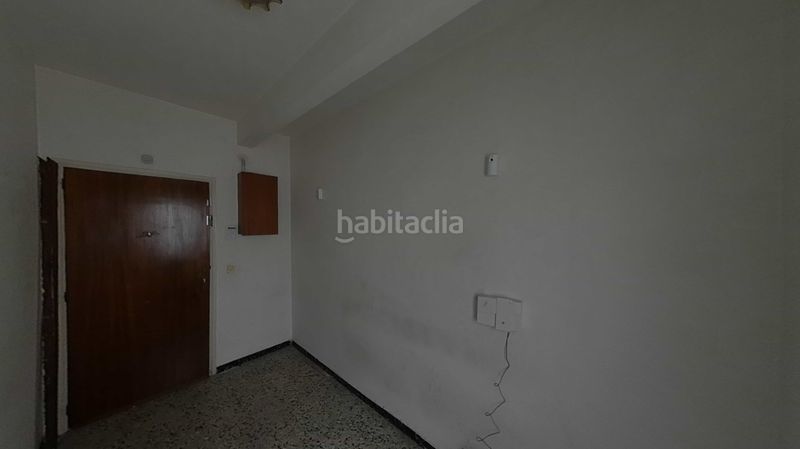 Foto 5ccb3322-f898-4f43-85d0-7cf6d7d5d509. Estudi a El Clot Barcelona