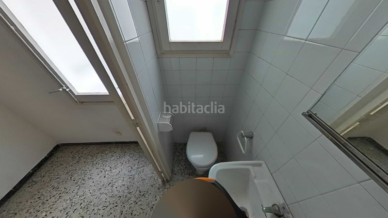 Foto f1654dda-de4e-4cf1-92e5-26dd070de133. Estudi a El Clot Barcelona