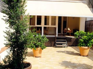 Ground floor  Carrer de balmes. En el corazón del exclusivo cuadrado de oro de barcelona
