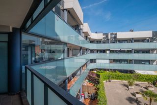 Ufficio  Calle pedrezuela. Venta exclusivo loft /  oficina comercial