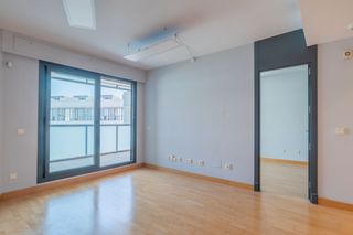 Office space  Calle pedrezuela. Venta exclusivo loft /  oficina comercial