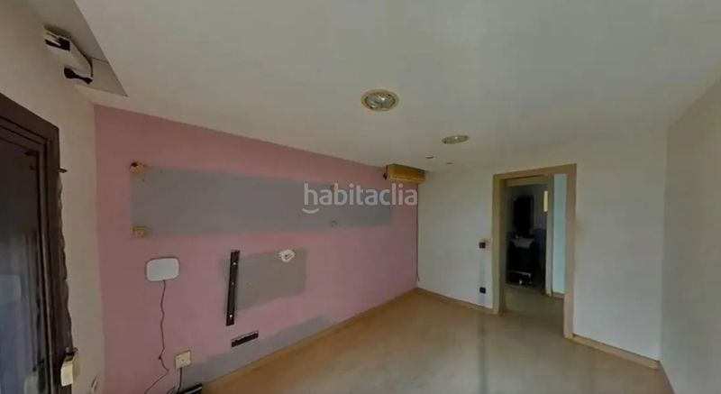 Foto b299b922-474e-42f7-b87e-77ac47dc847e. Pis a Centre Viladecans