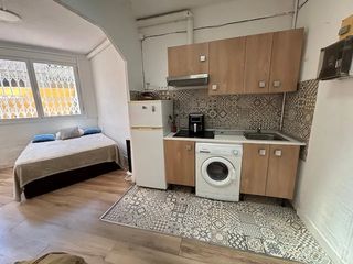 Lloguer Loft  Carrer dels tallers. Piso en alquiler temporal a barcelona