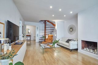 Duplex  Carrer del parc. Un dúplex que lo tiene todo: terraza espectacular, luz, espacio