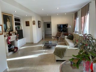 Location Appartement  Carrer andreu dameson. Disponible para alquiler de temporada (mínimo 33 días máximo 11