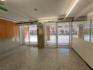 Rent Business premise  Avinguda francesc macià. Local comercial para alguilar en avda. francesc macià