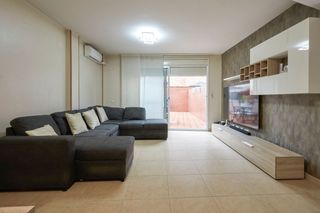 Duplex  Carrer de tenor viñas. Dúplex muy soleado con gran terraza y parking en el centro de pa