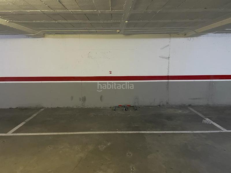 Foto 97f272eb-7be2-476d-92d7-eadf85352e56. Aparcament cotxe a Instituts-Universitat Lleida