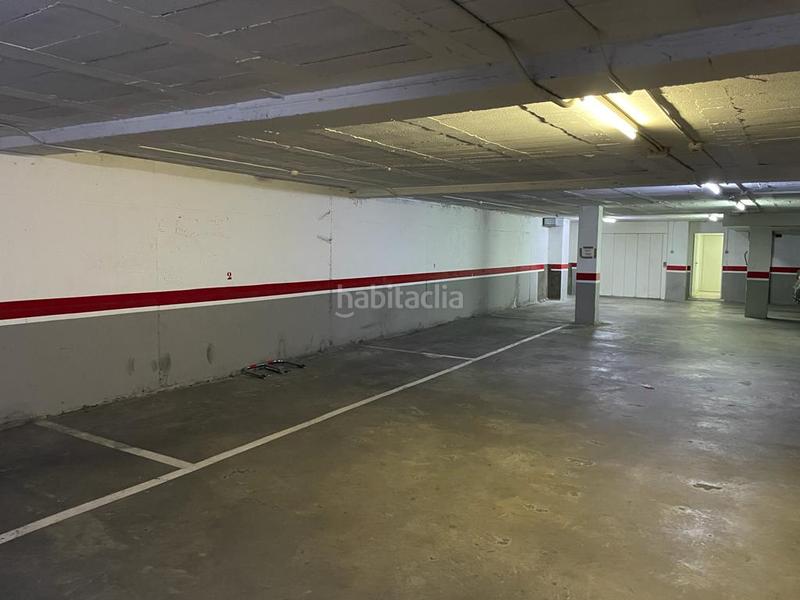 Foto 655f7789-f223-4c8a-aa0d-533de120000e. Car parking in Instituts-Universitat Lleida